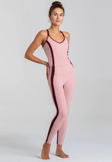 Rosa Sporthose Damen mit großer Handytasche im Bund Rückansicht