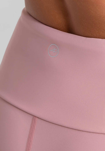 Rosa Sporthose Damen mit großer Handytasche im Bund Rückansicht